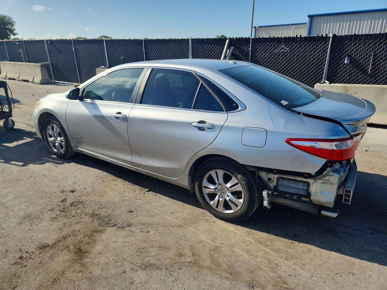 2015 TOYOTA CAMRY