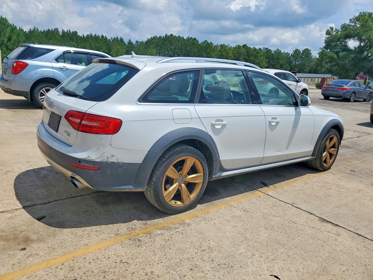 2013 AUDI A4