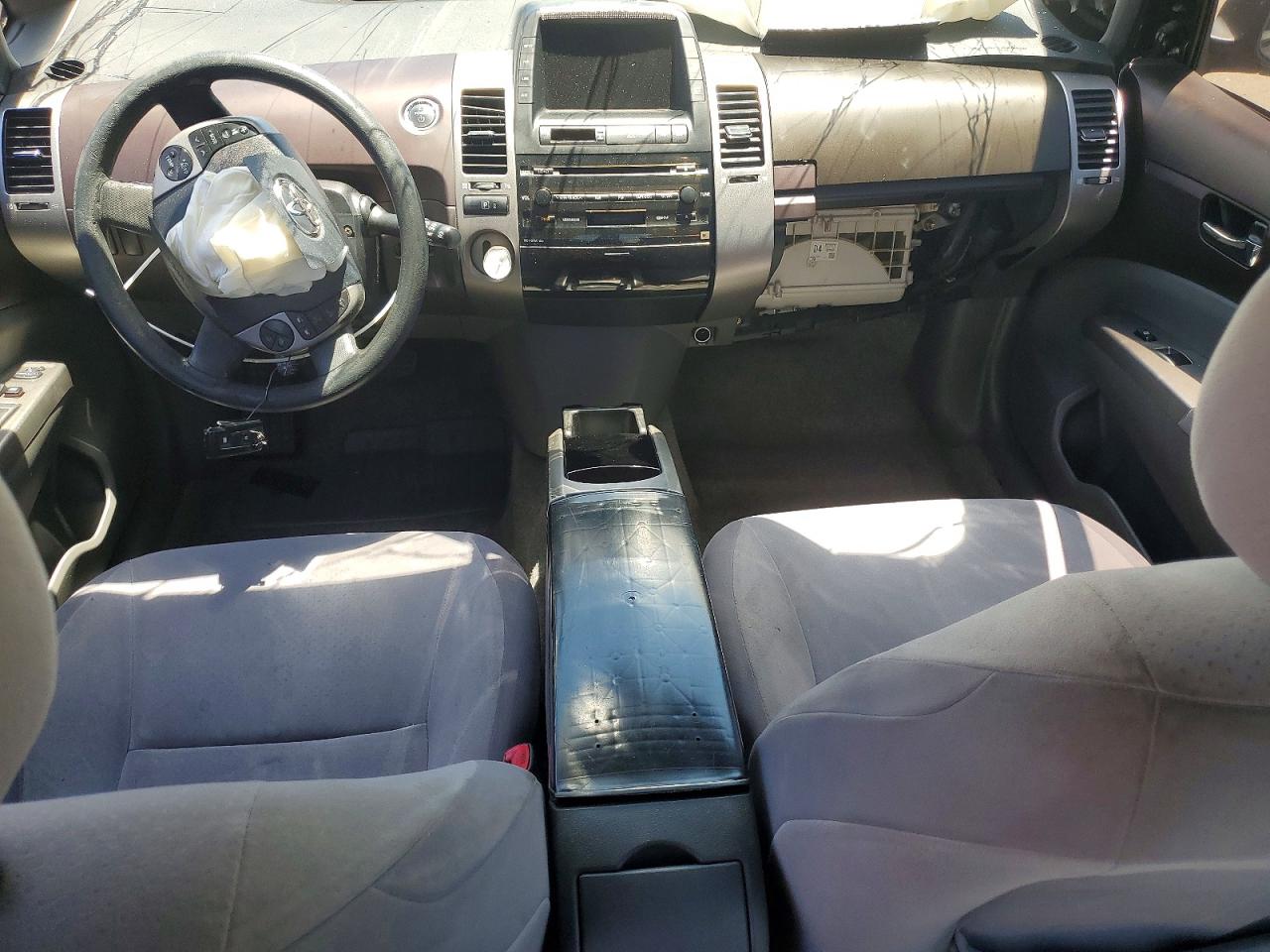 2004 TOYOTA PRIUS