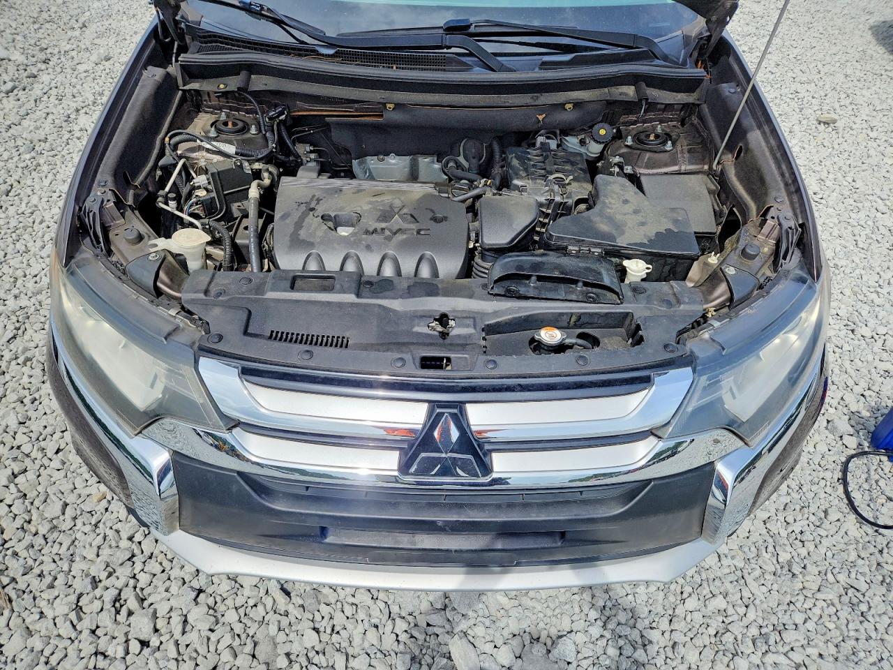 2018 MITSUBISHI OUTLANDER