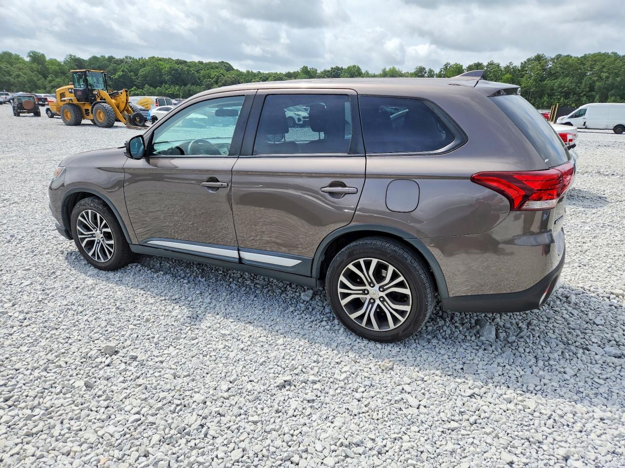 2018 MITSUBISHI OUTLANDER
