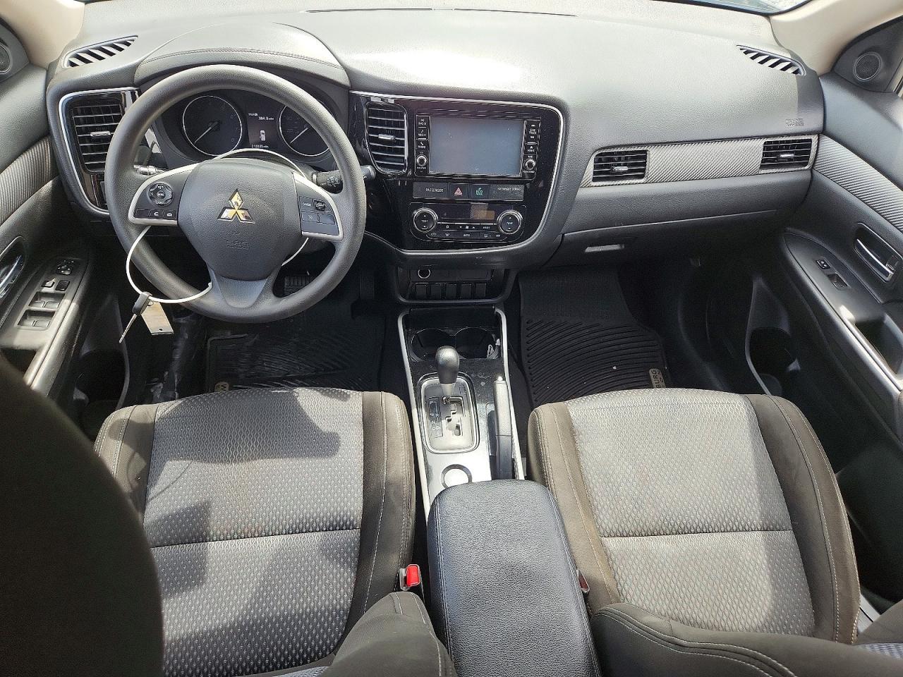2018 MITSUBISHI OUTLANDER