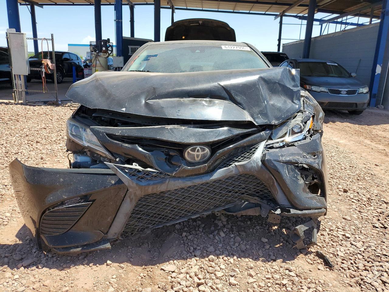 2018 TOYOTA CAMRY