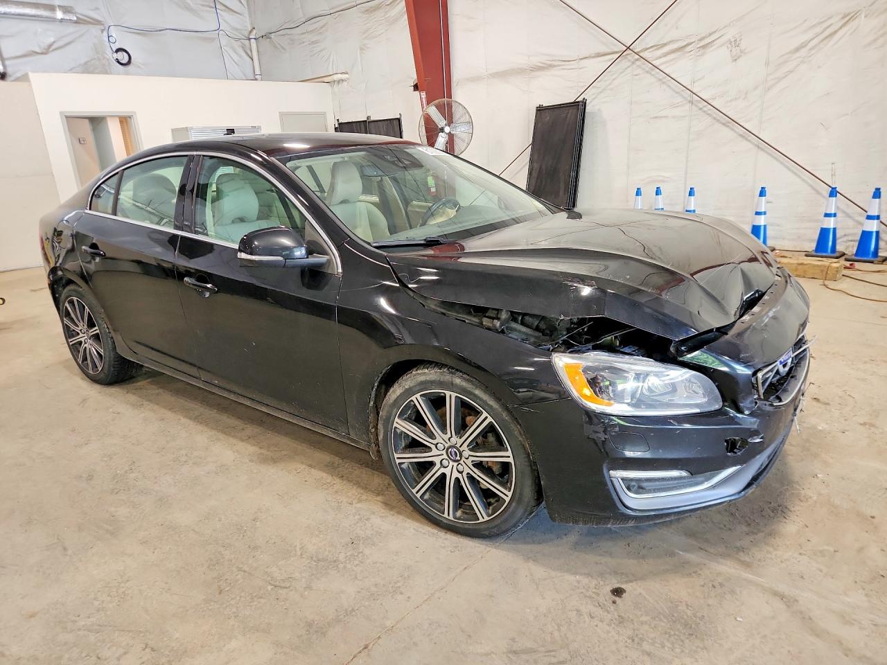 2016 VOLVO S60