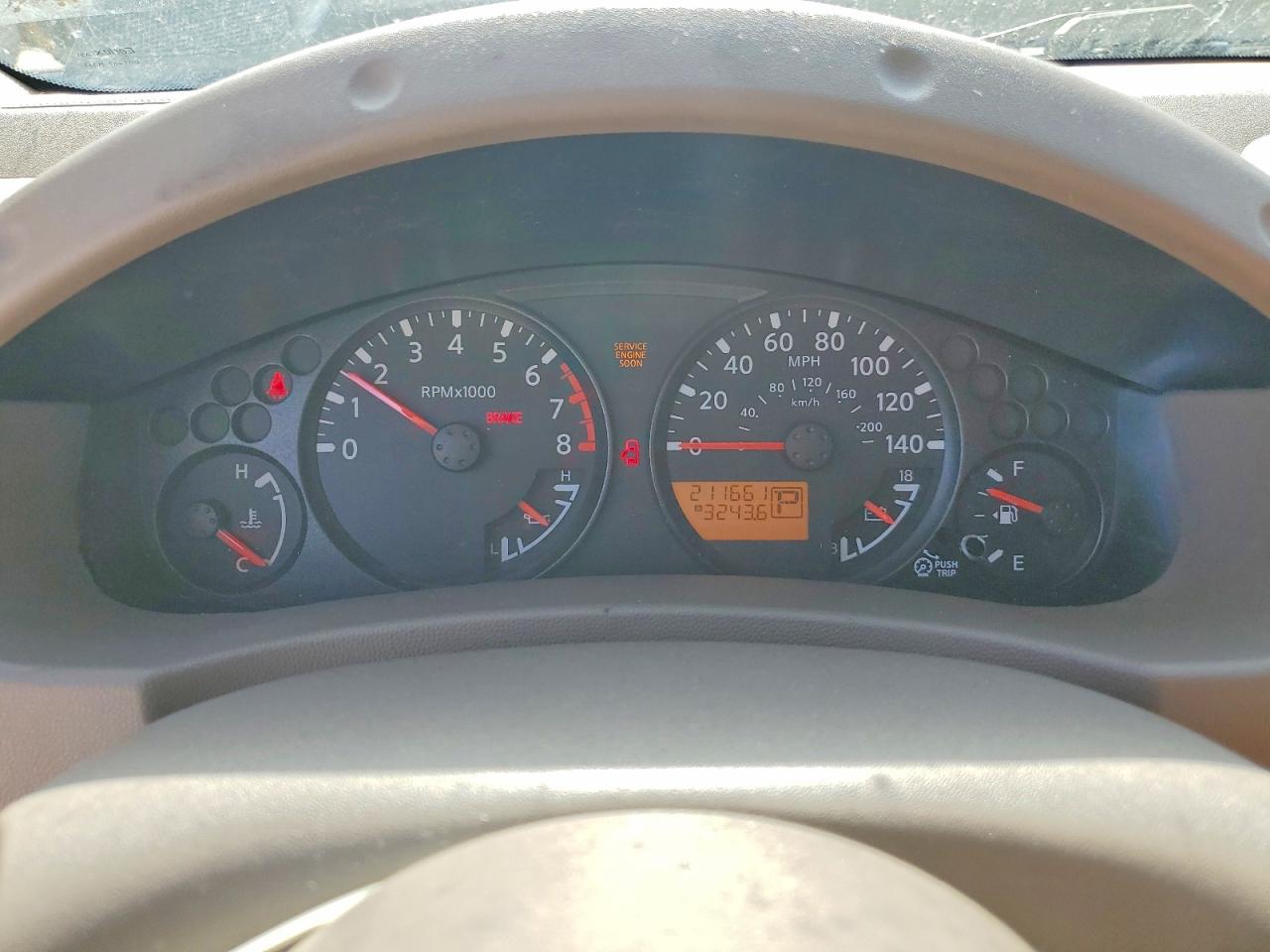 2011 NISSAN FRONTIER
