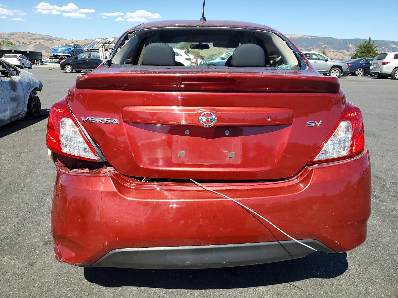 2018 NISSAN VERSA