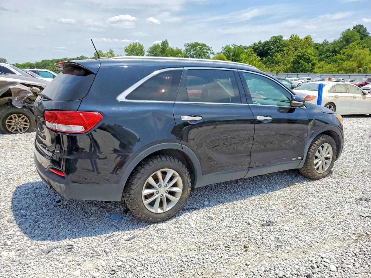 2017 KIA SORENTO