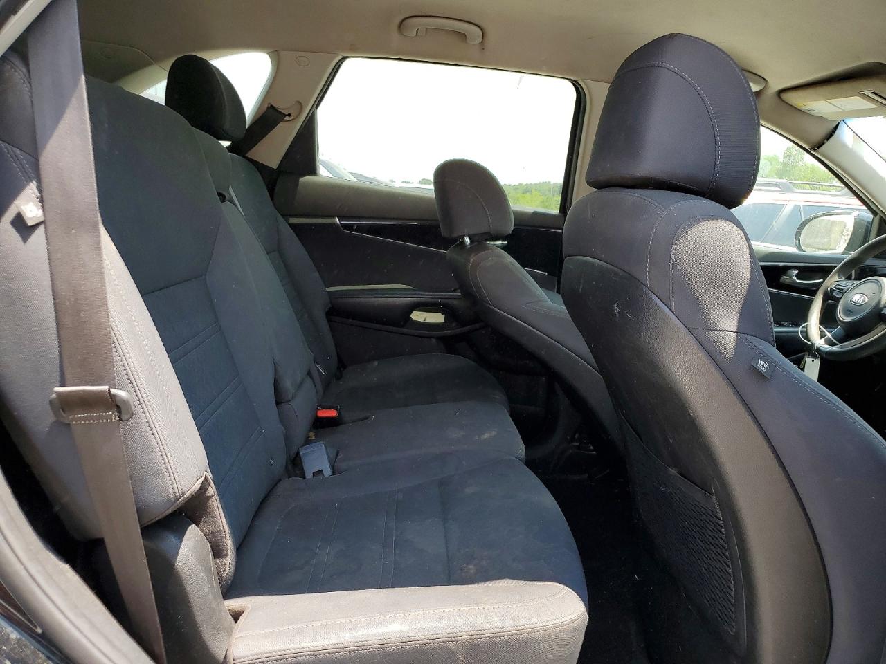 2017 KIA SORENTO