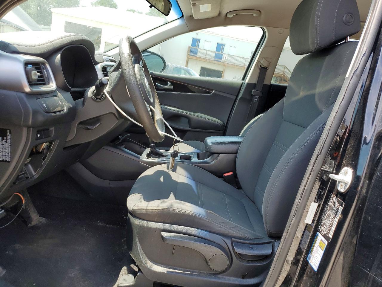 2017 KIA SORENTO