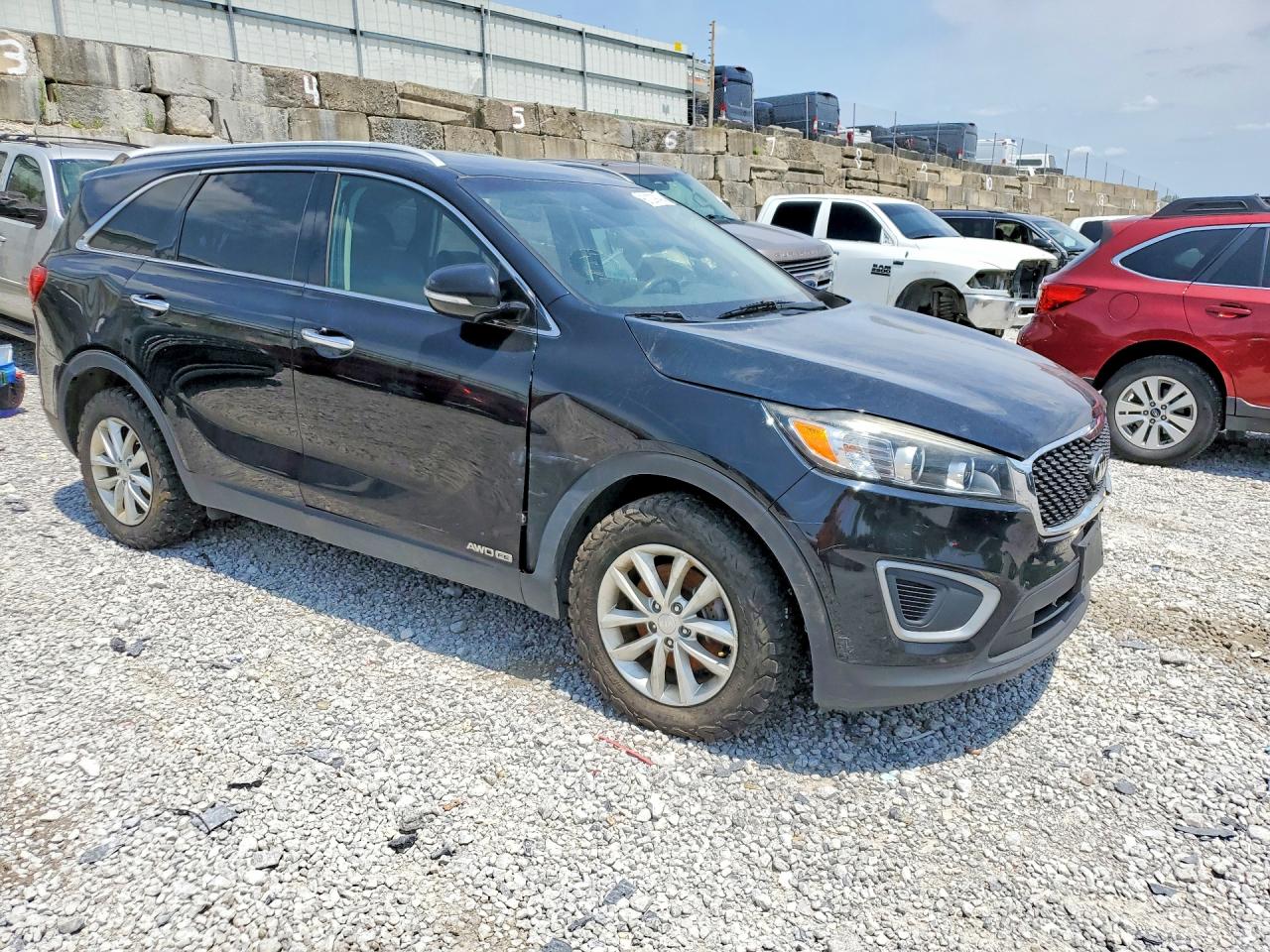 2017 KIA SORENTO