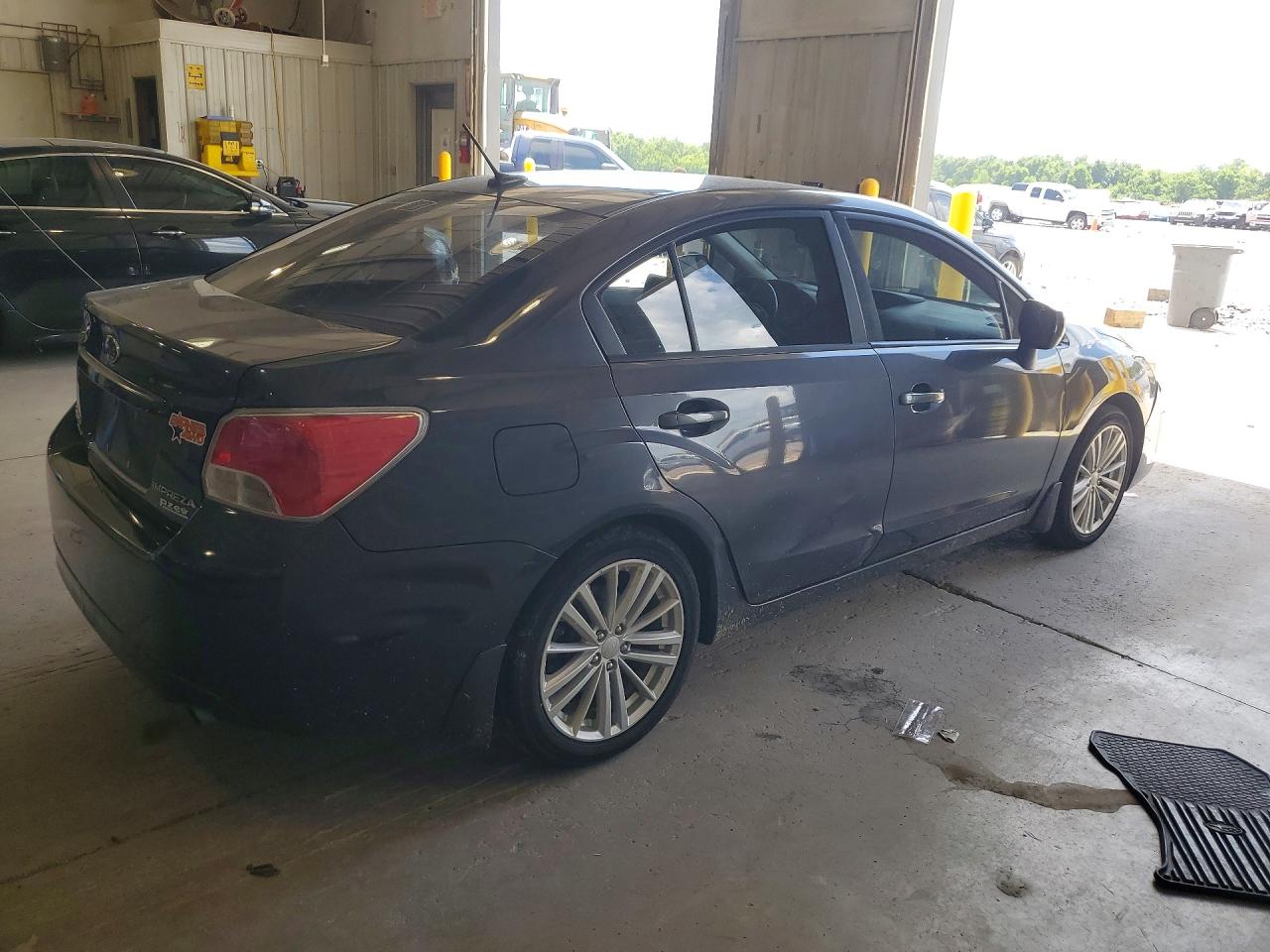 2013 SUBARU IMPREZA