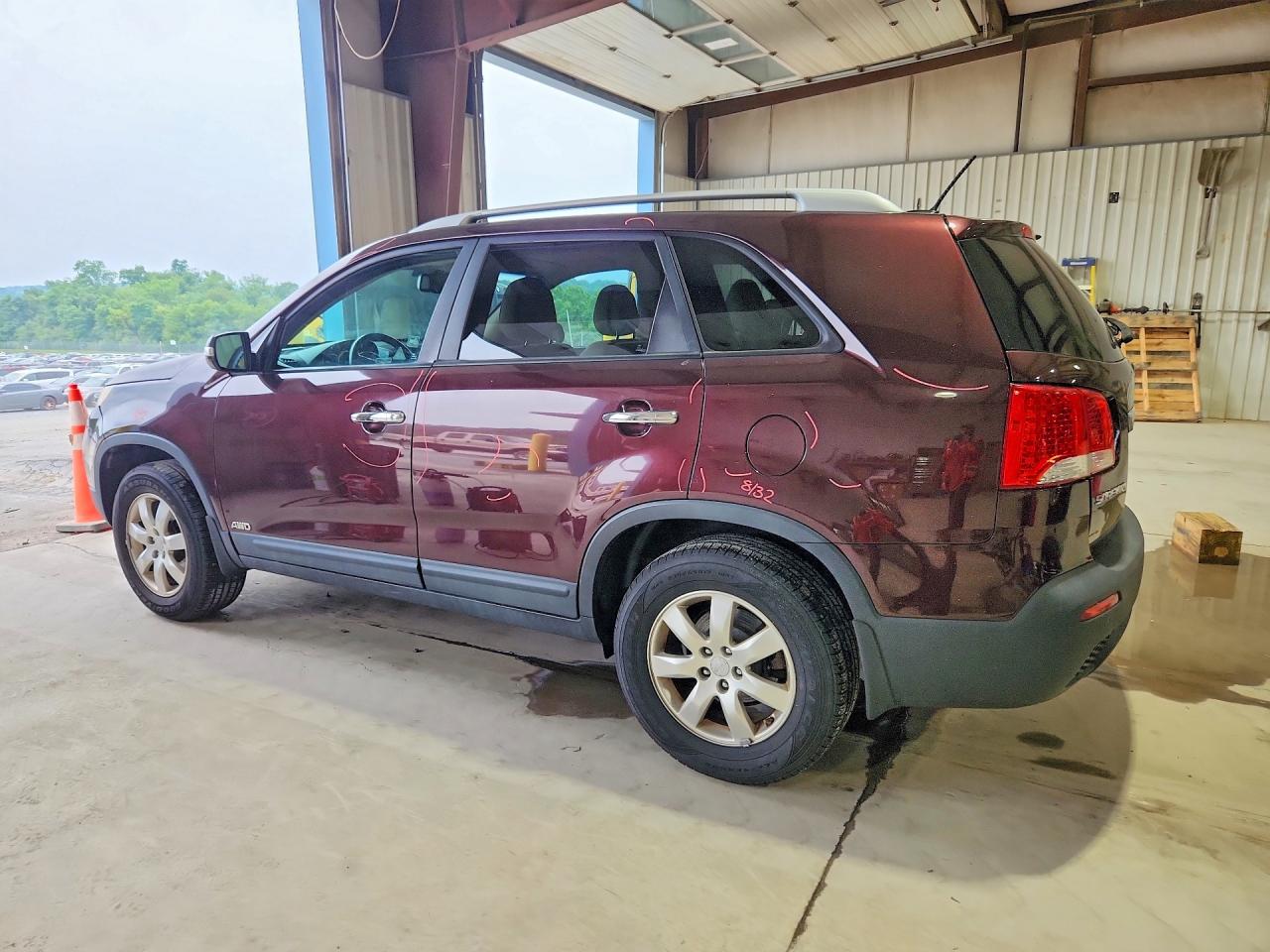 2011 KIA SORENTO