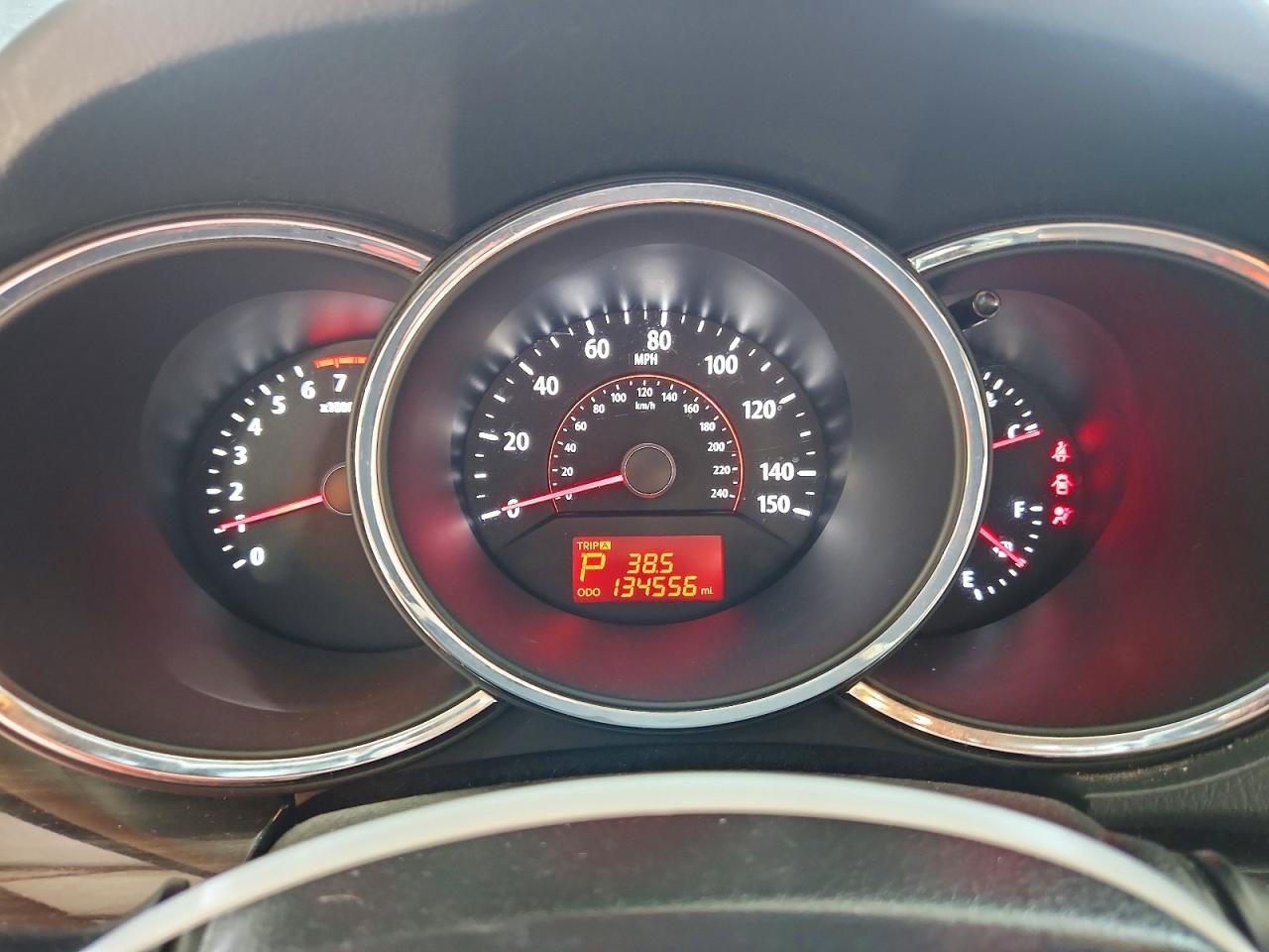 2011 KIA SORENTO