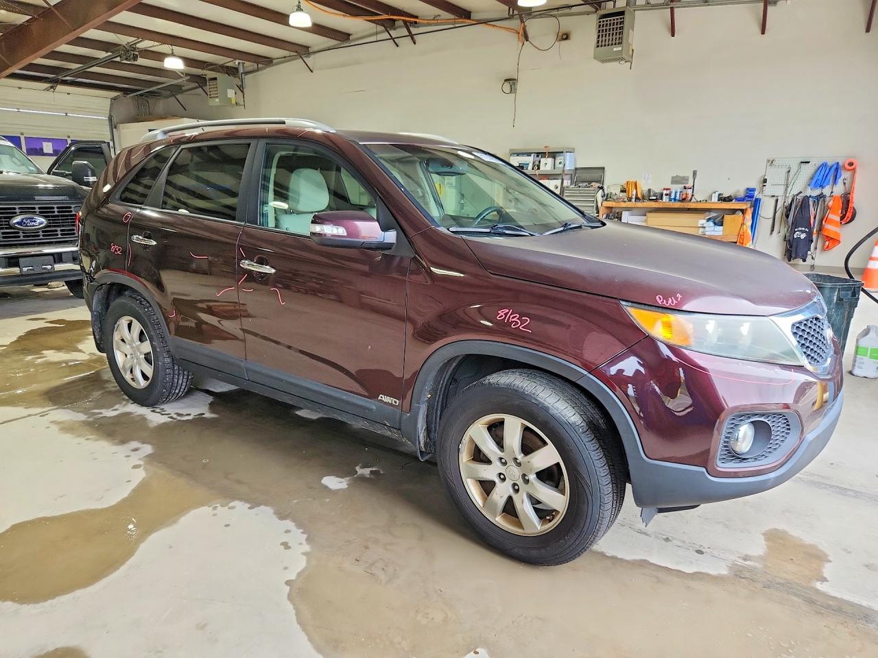 2011 KIA SORENTO
