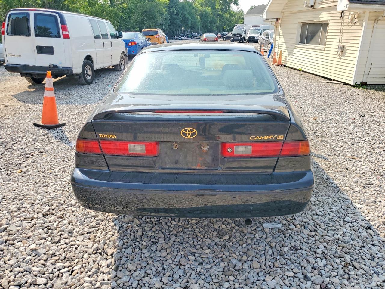 1997 TOYOTA CAMRY
