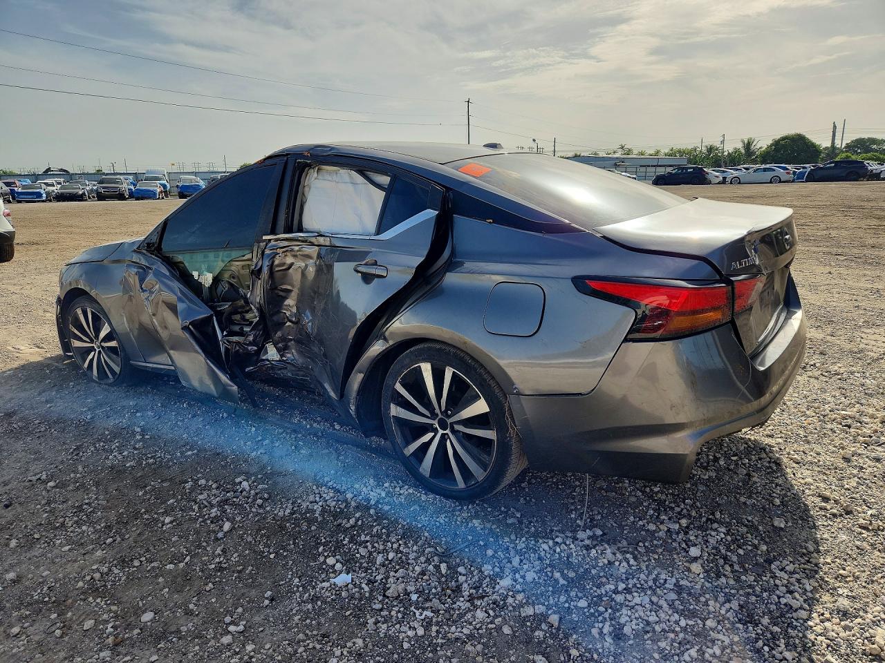2019 NISSAN ALTIMA