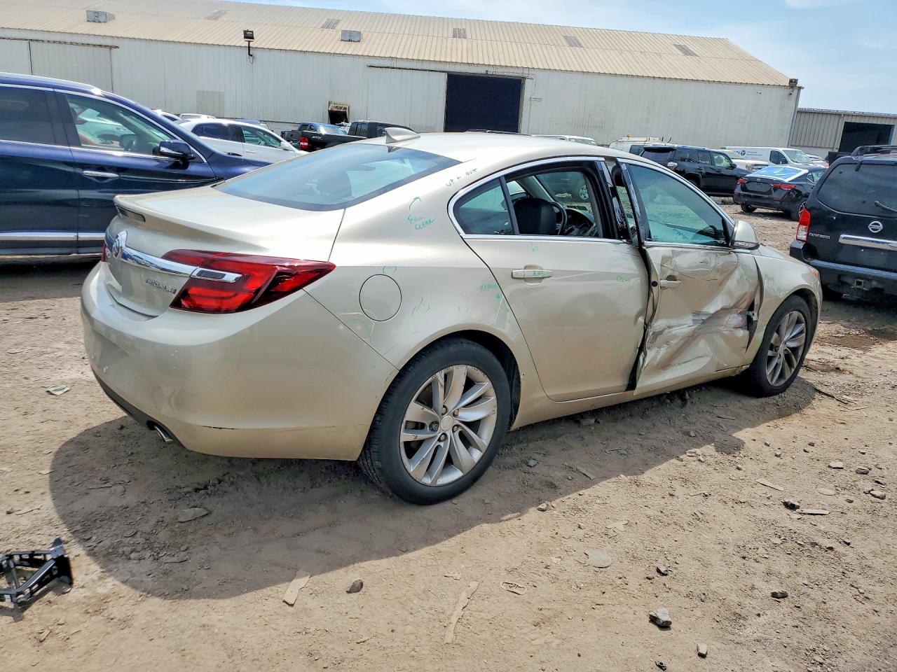2016 BUICK REGAL