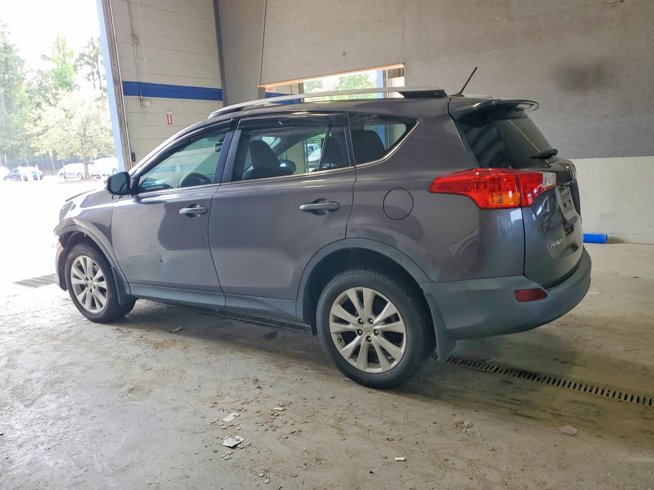 2014 TOYOTA RAV4