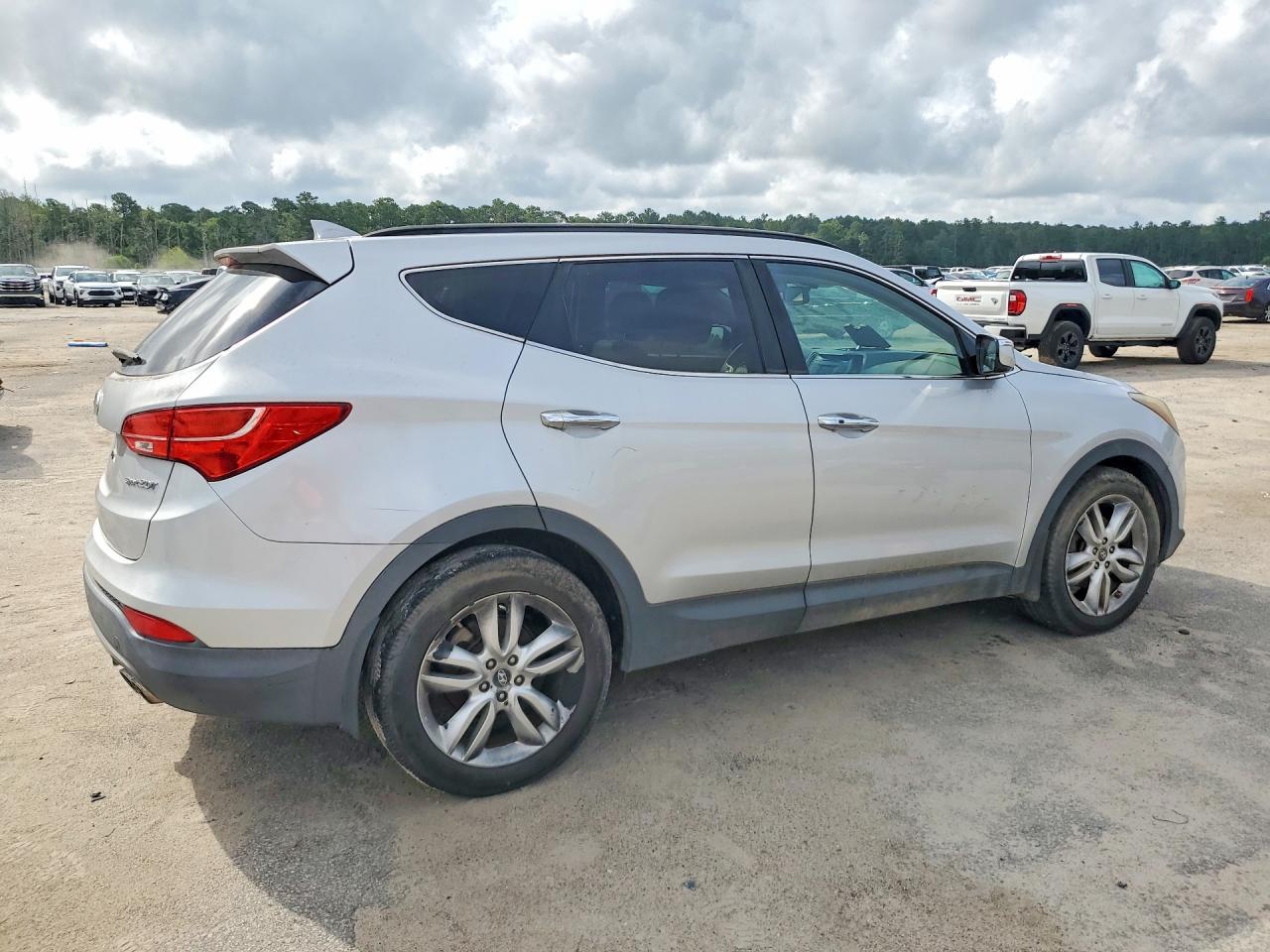 2013 HYUNDAI SANTA FE