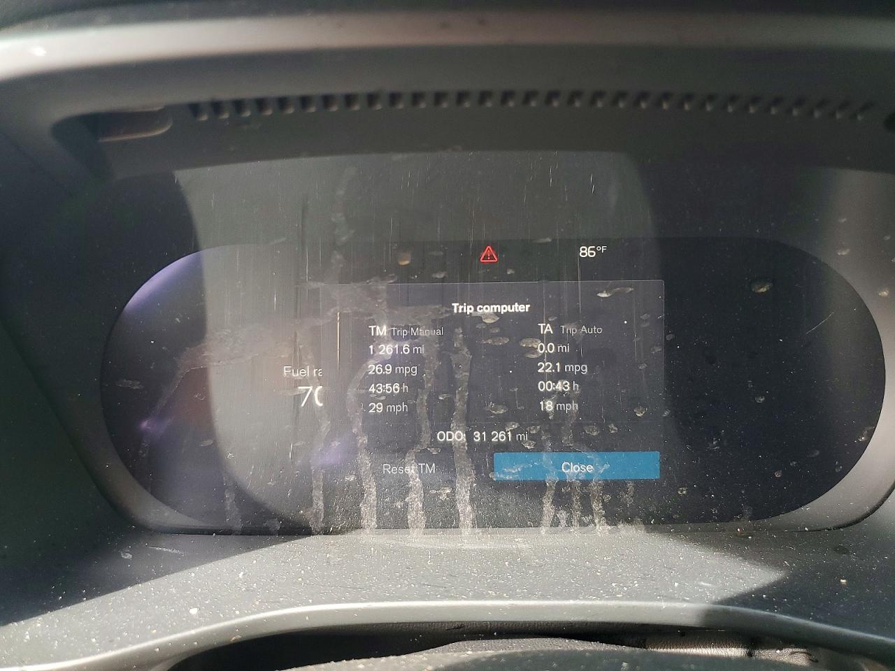 2025 VOLVO XC40