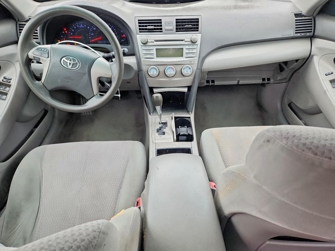 2011 TOYOTA CAMRY