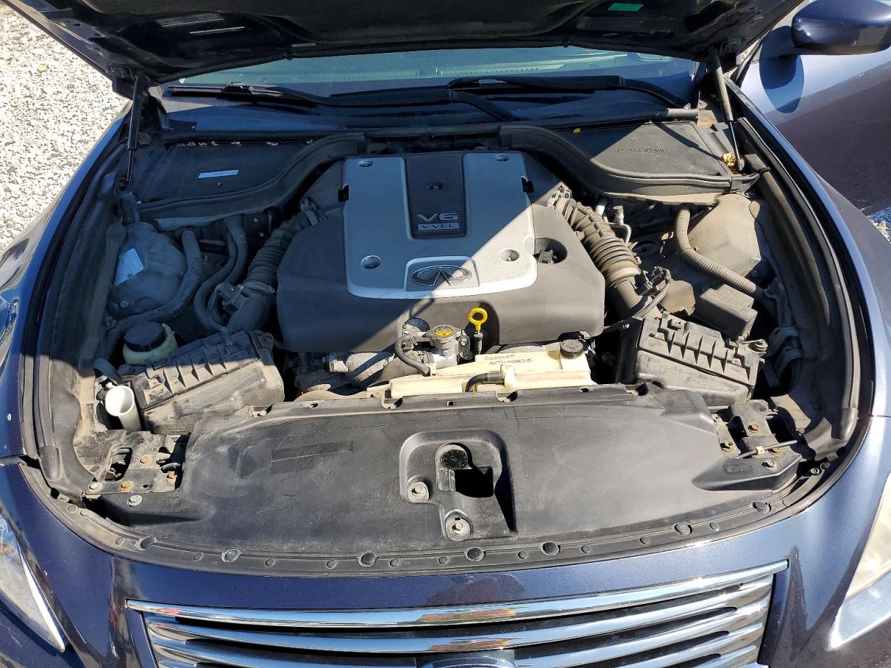 2010 INFINITI G37
