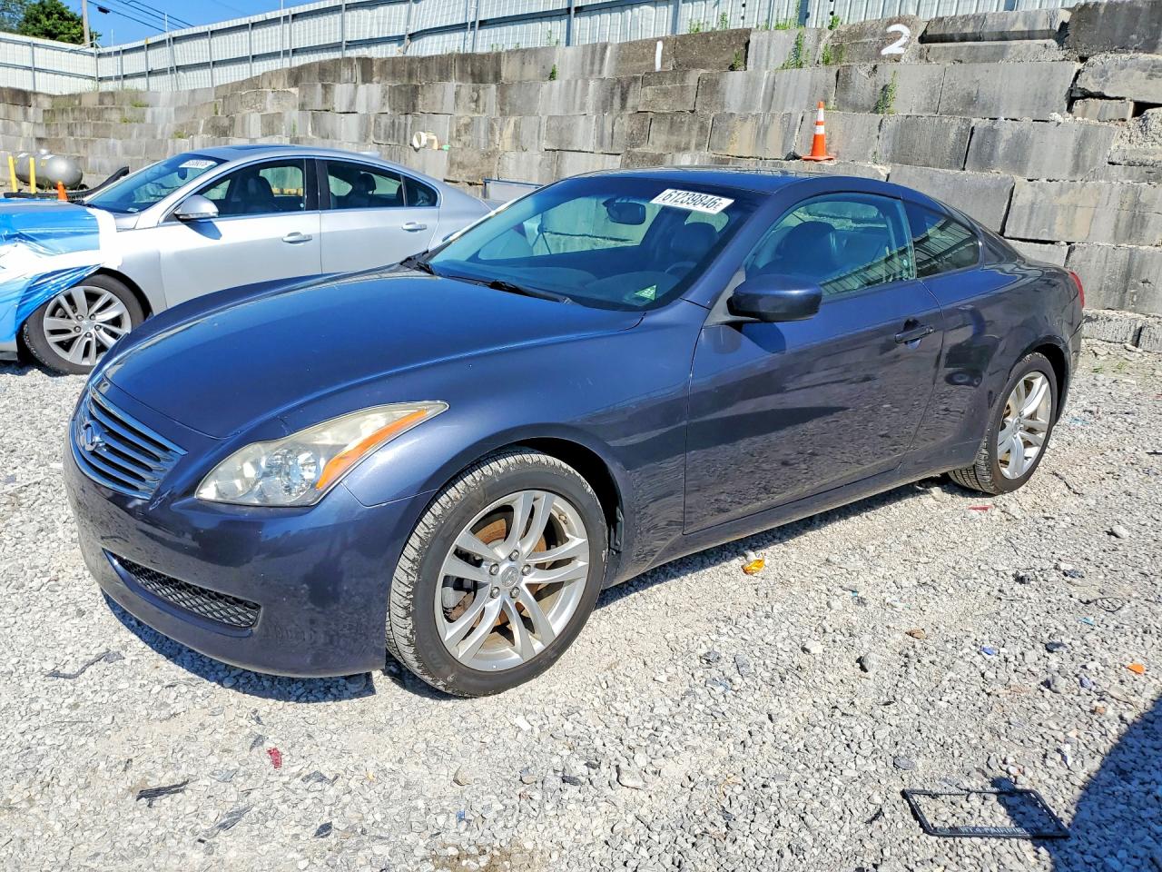 2010 INFINITI G37