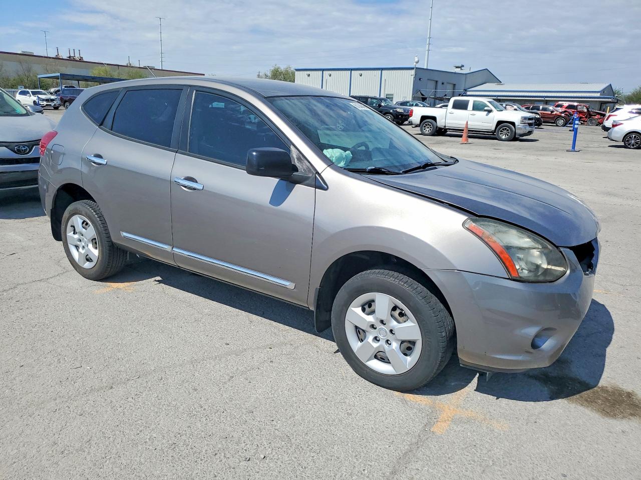 2015 NISSAN ROGUE