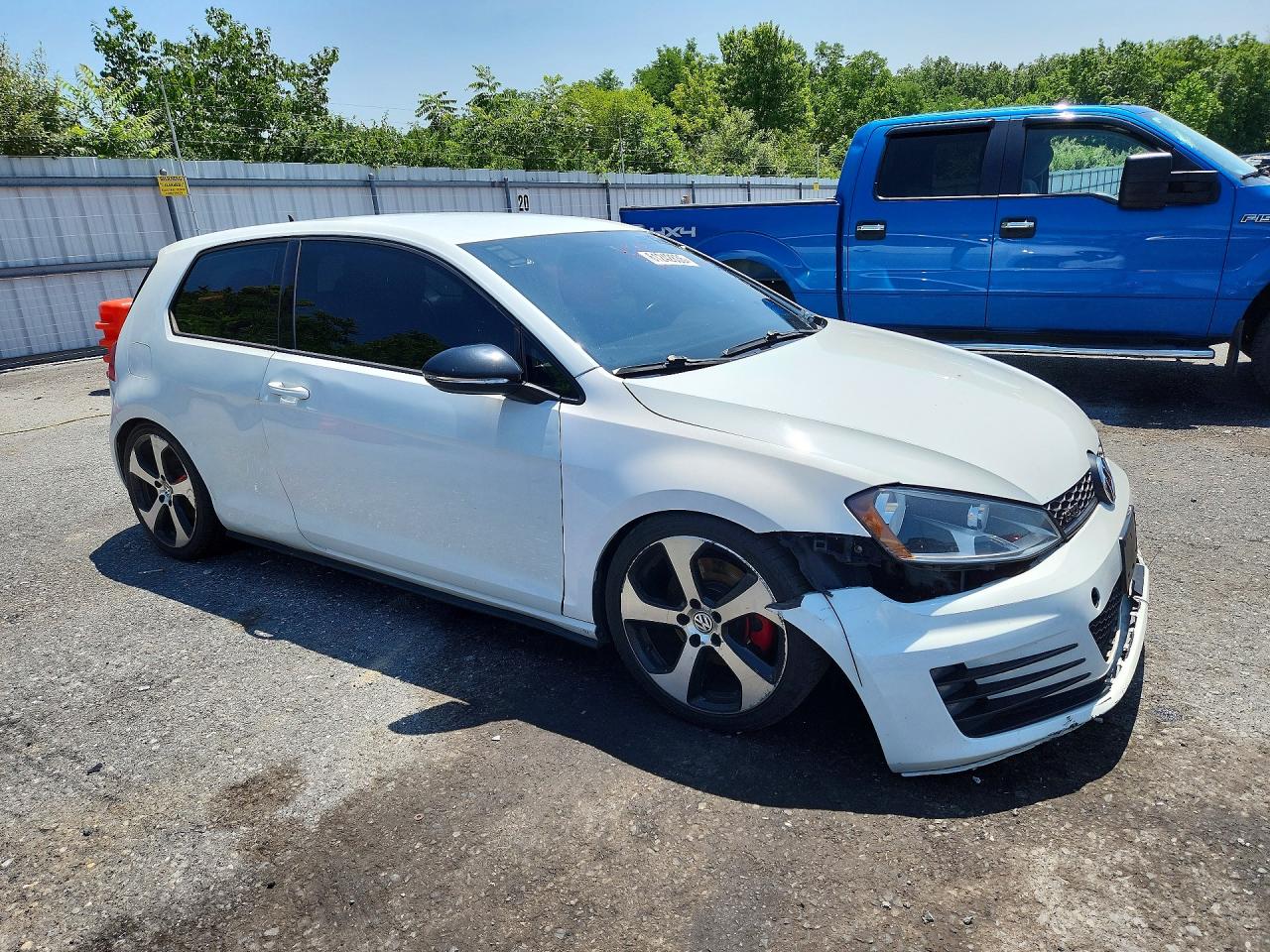 2015 VOLKSWAGEN GTI