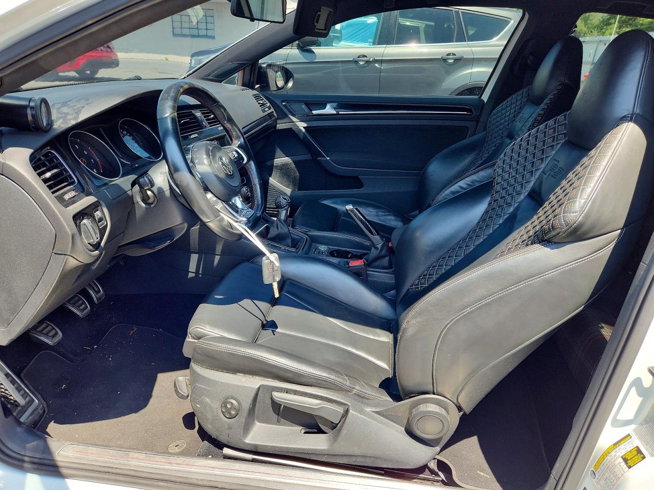 2015 VOLKSWAGEN GTI