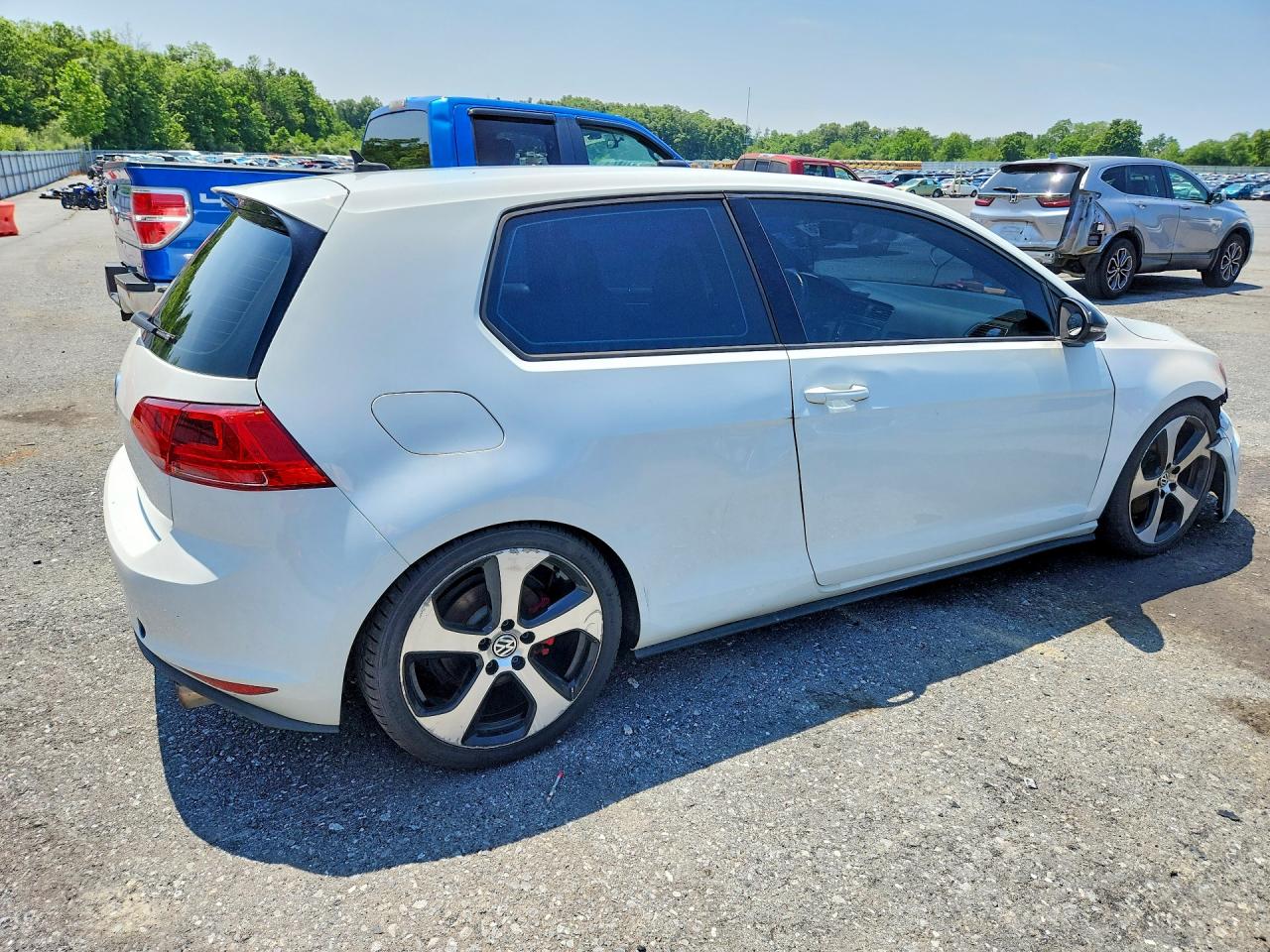 2015 VOLKSWAGEN GTI