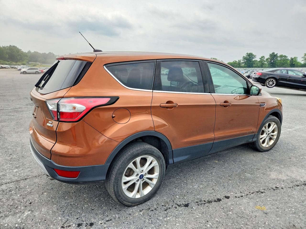 2017 FORD ESCAPE