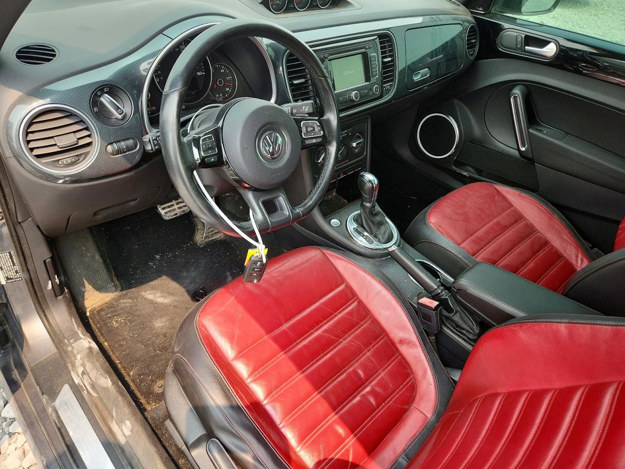 2012 VOLKSWAGEN BEETLE