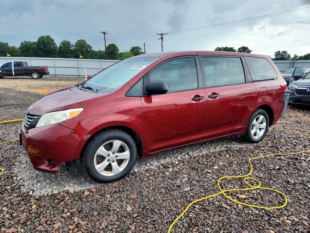 2017 TOYOTA SIENNA
