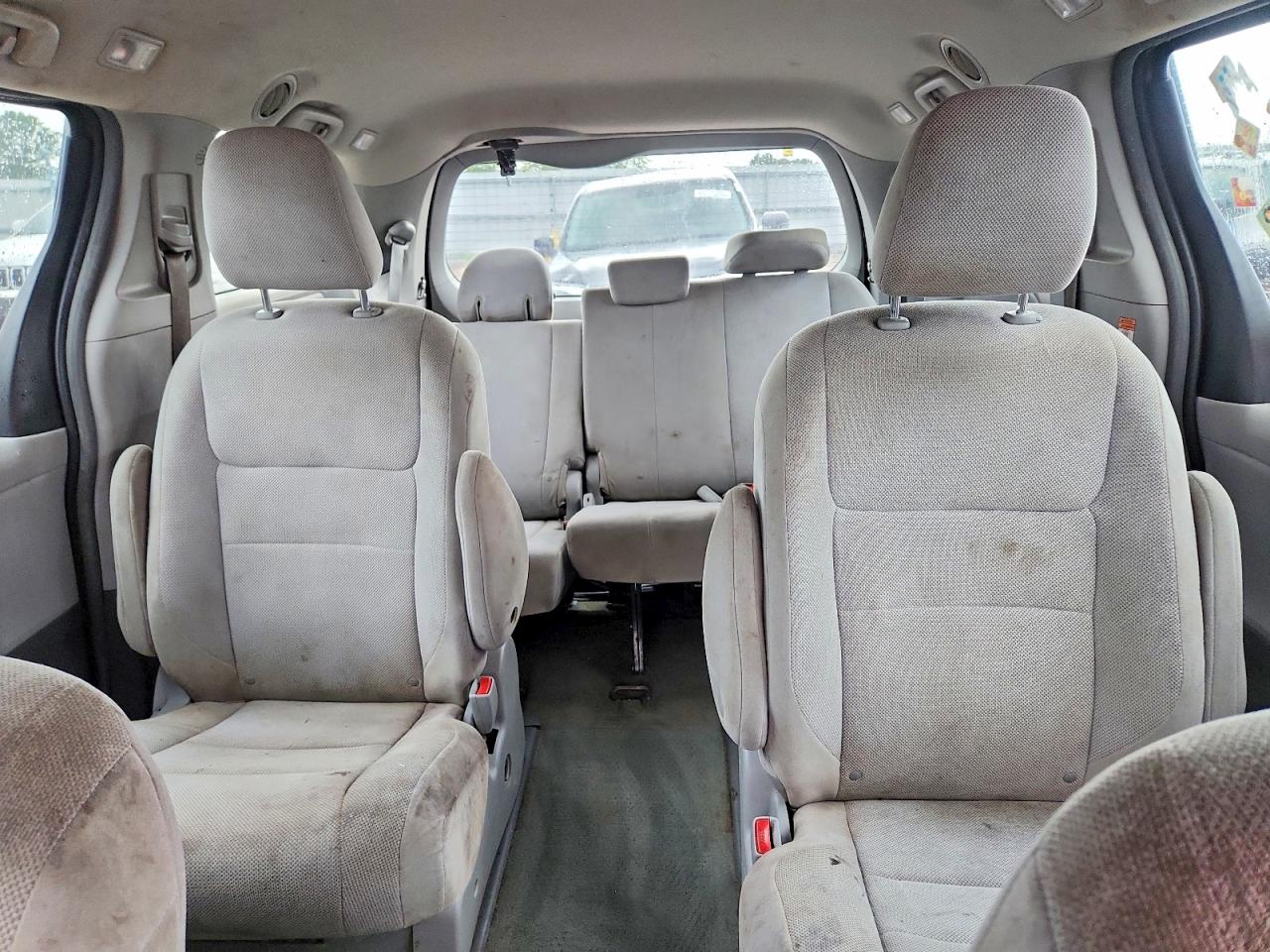 2017 TOYOTA SIENNA