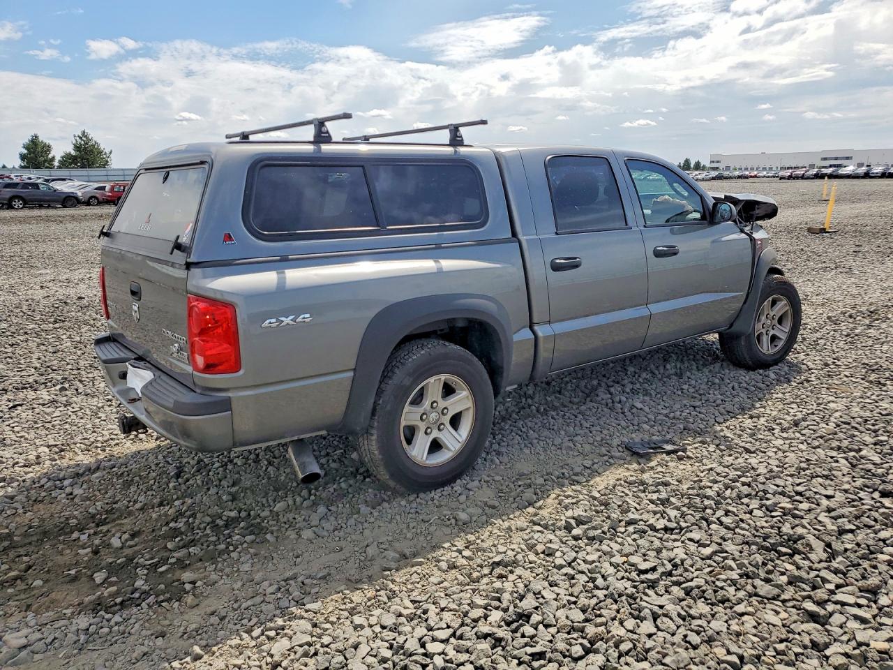 2011 DODGE DAKOTA