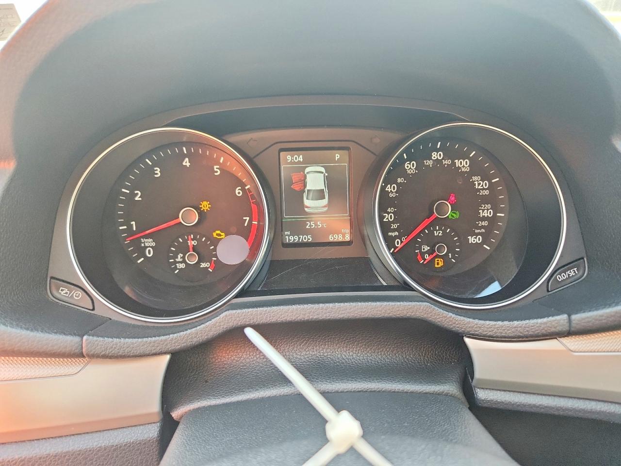 2019 VOLKSWAGEN PASSAT