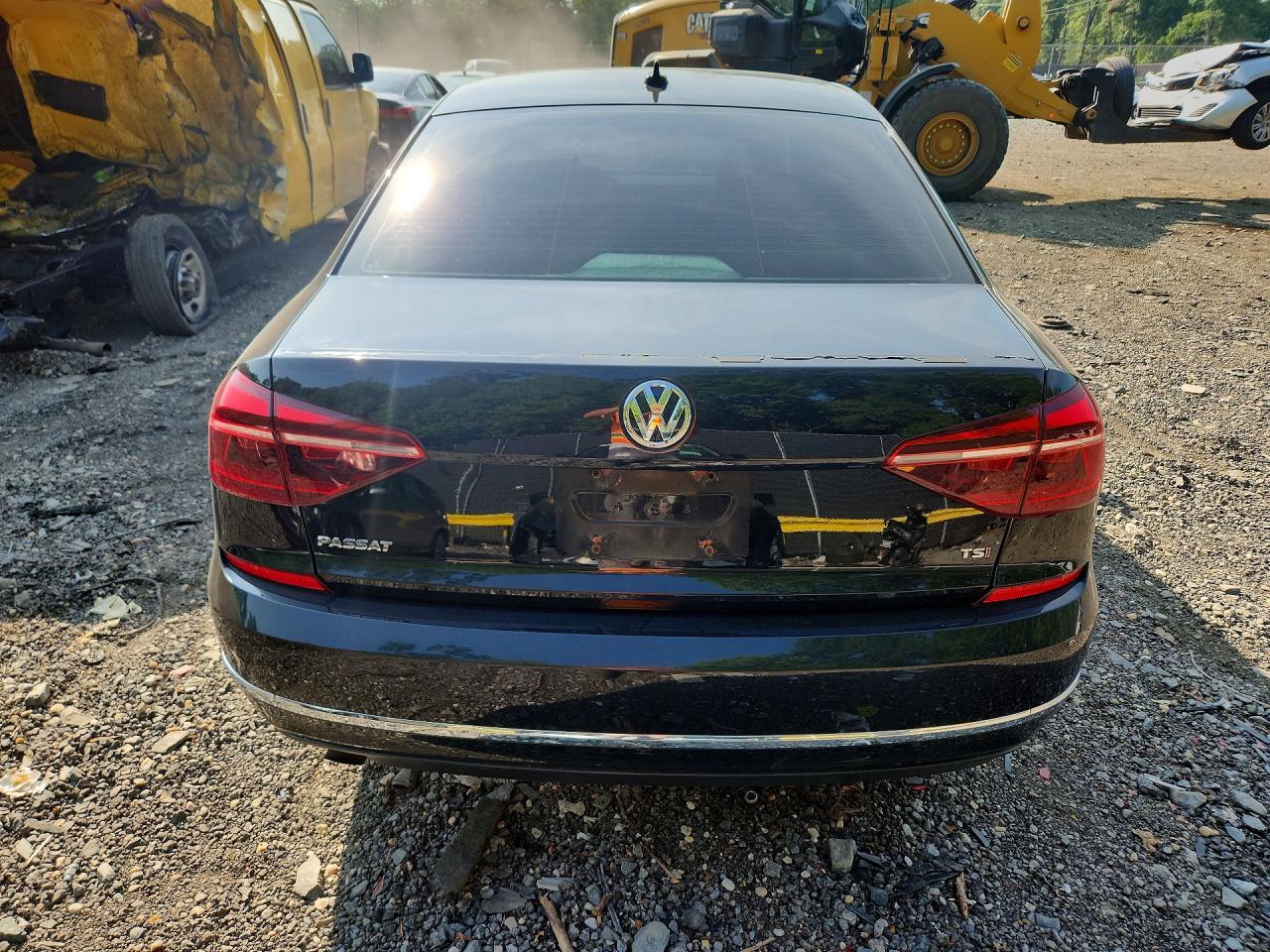 2019 VOLKSWAGEN PASSAT
