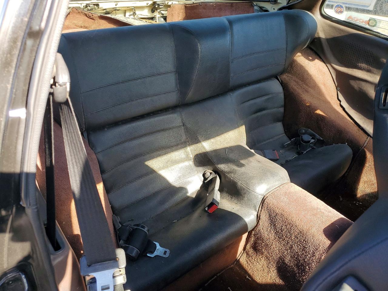 1985 PORSCHE 944