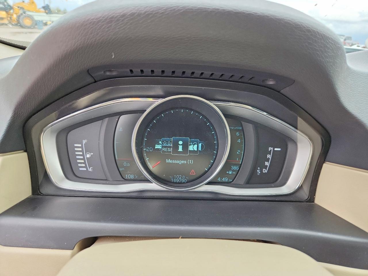 2014 VOLVO XC70