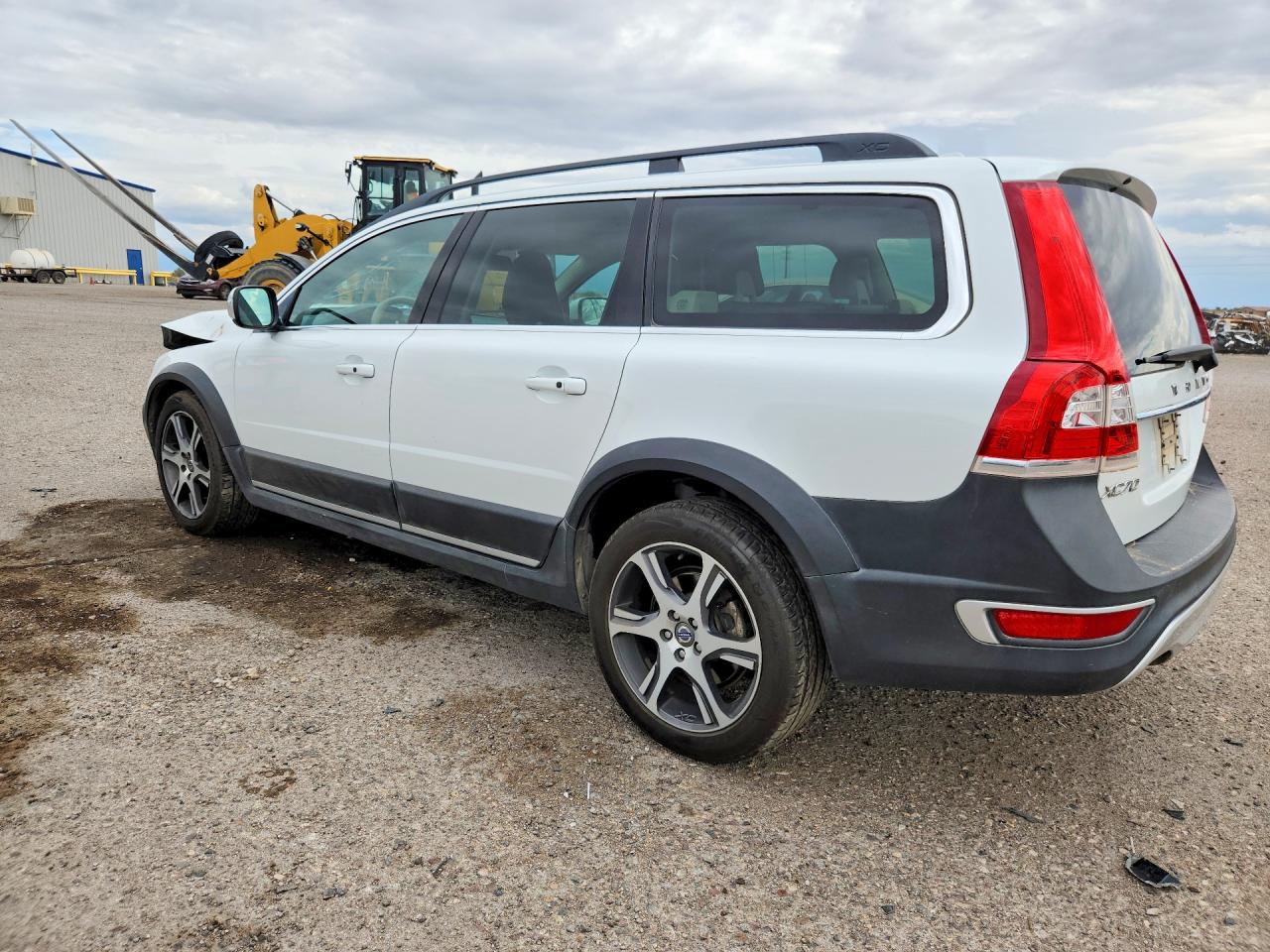 2014 VOLVO XC70