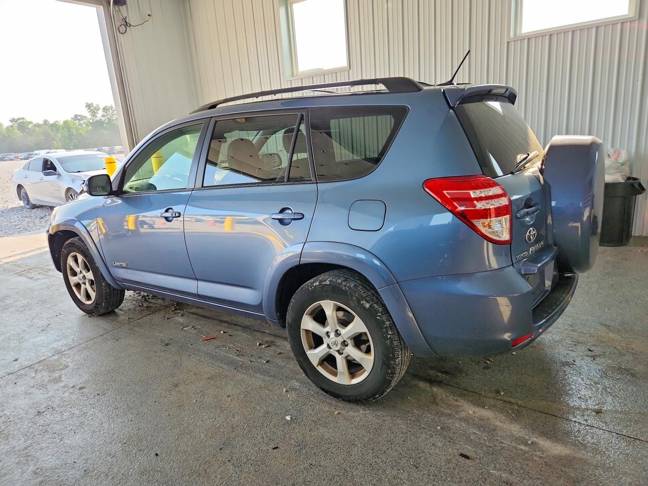 2010 TOYOTA RAV4