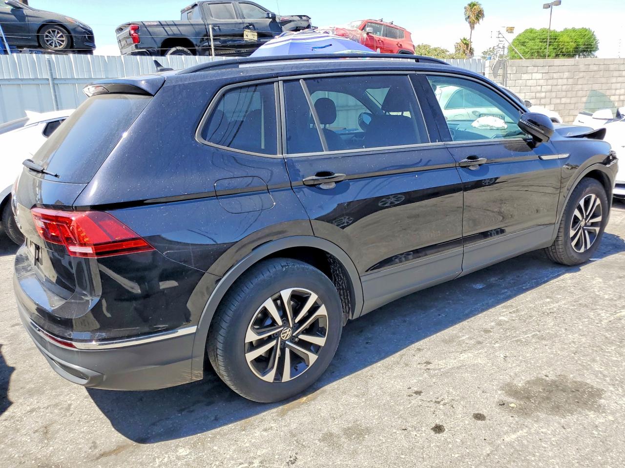 2023 VOLKSWAGEN TIGUAN