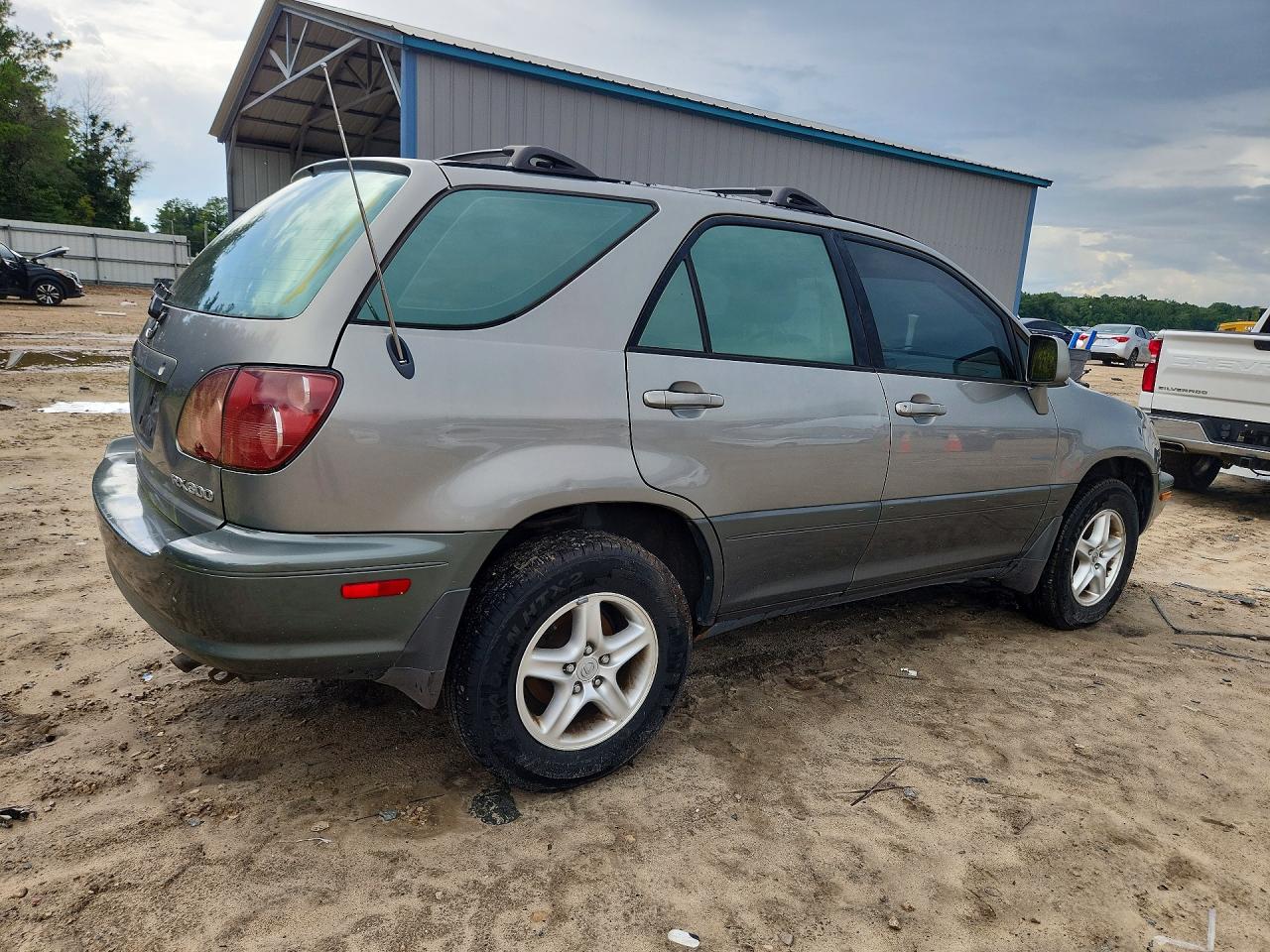 2000 LEXUS RX300