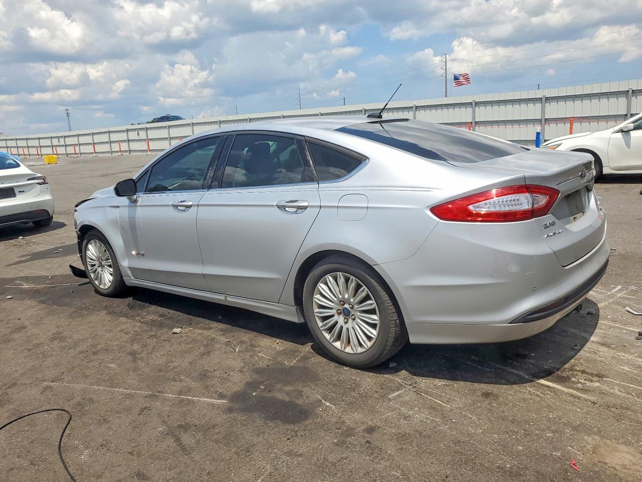 2015 FORD FUSION
