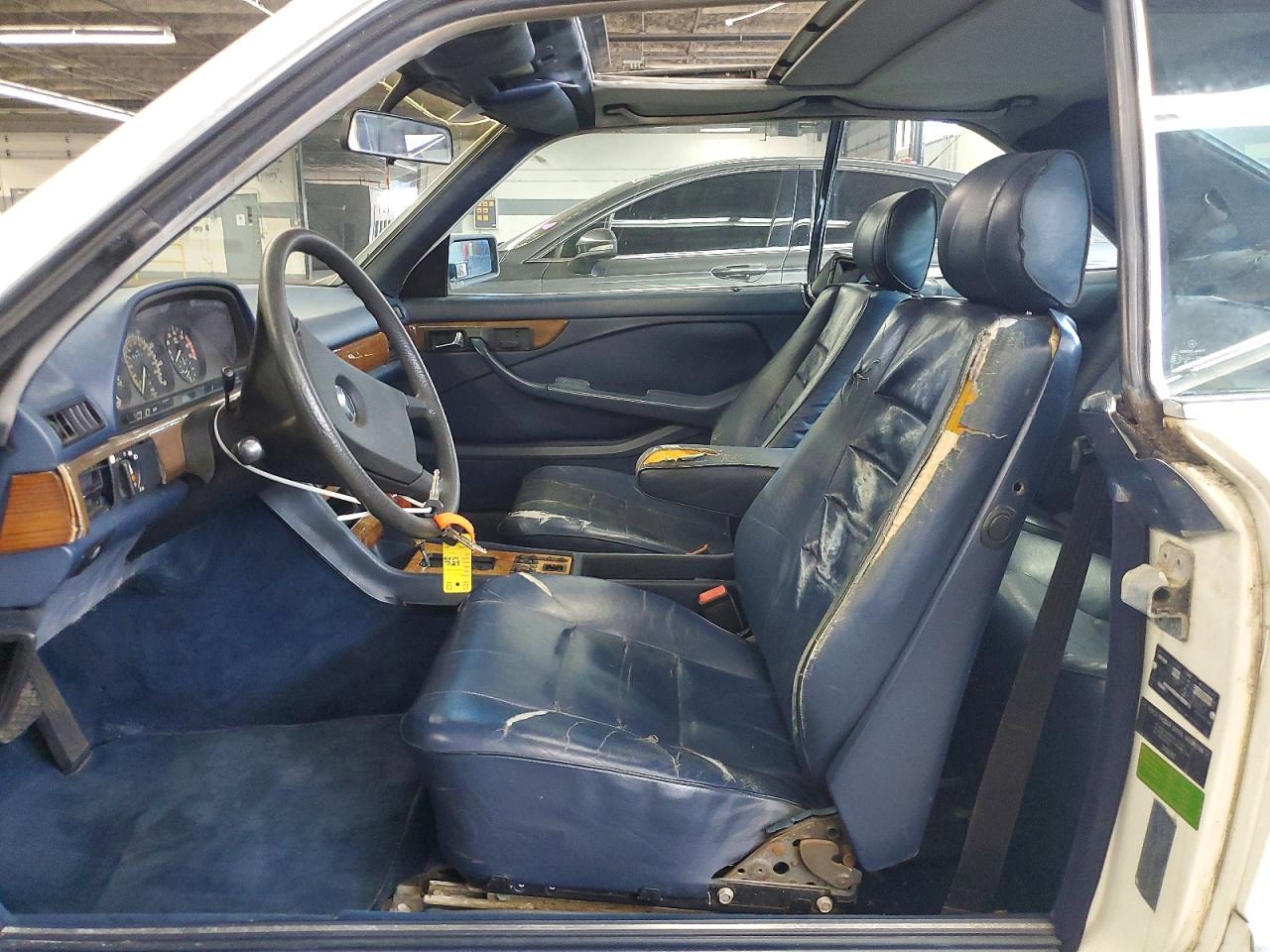 1984 MERCEDES-BENZ 500-CLASS