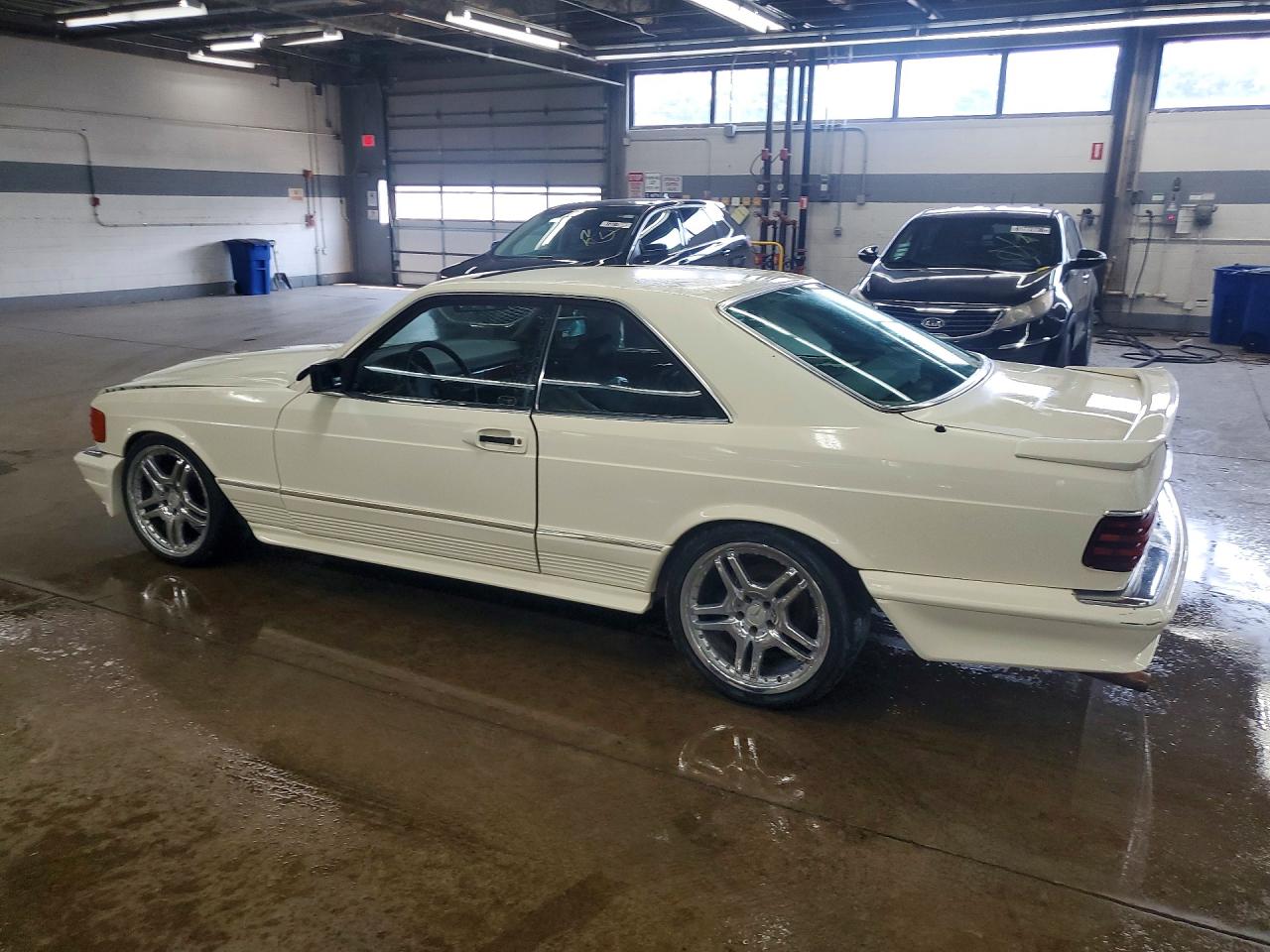 1984 MERCEDES-BENZ 500-CLASS
