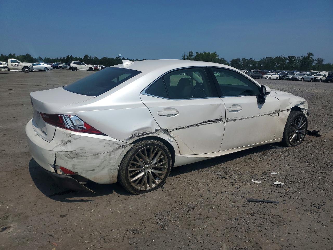 2016 LEXUS IS
