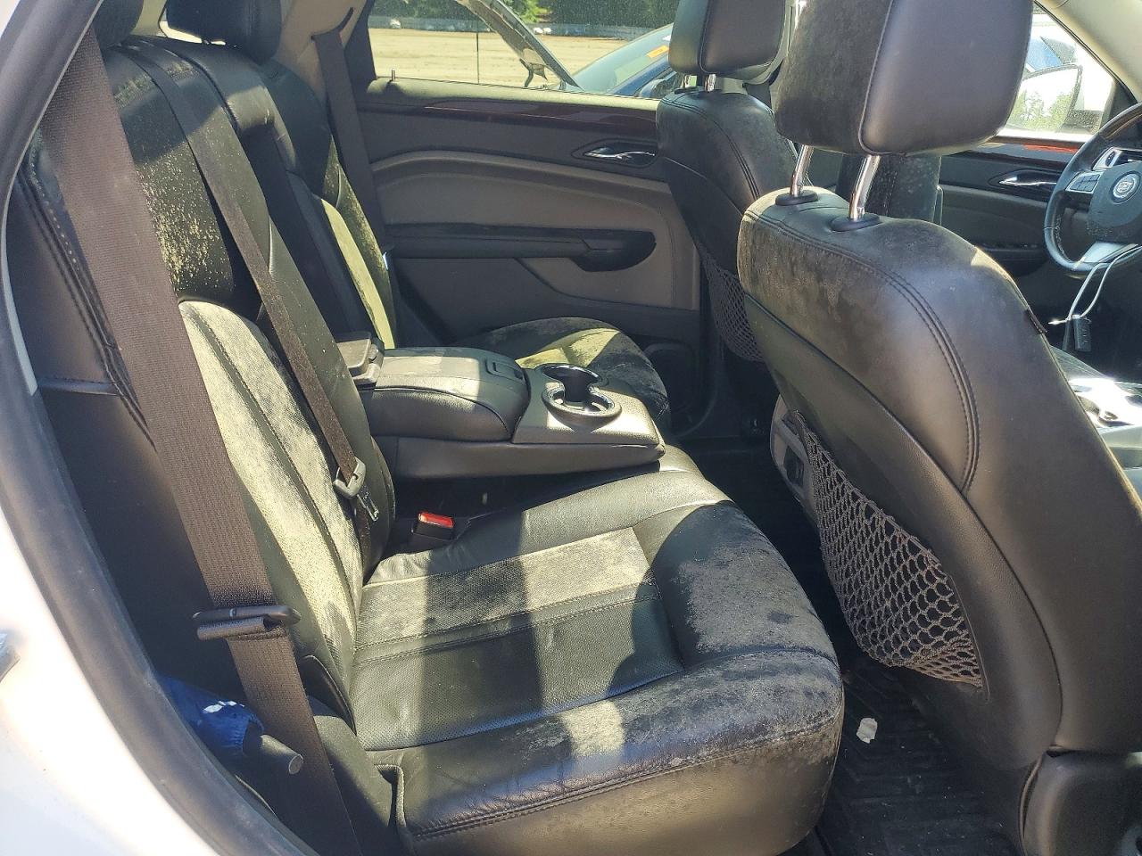 2011 CADILLAC SRX