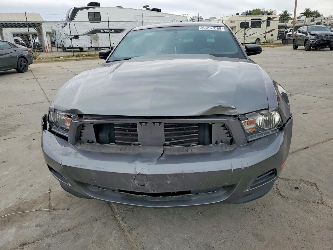 2011 FORD MUSTANG